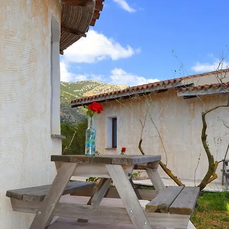 Rubinu Çiftlik konaklama Galtellì