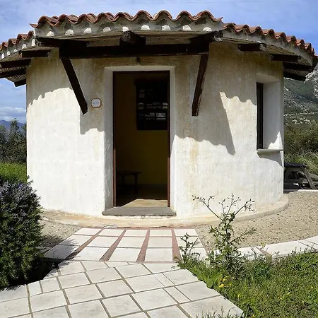 Alloggio per agriturismo Rubinu *