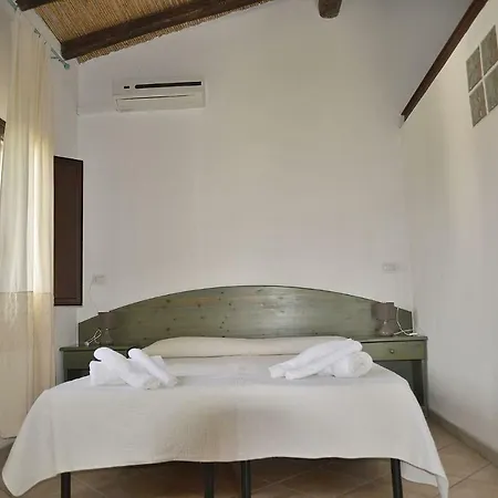 Rubinu Çiftlik konaklama Galtellì